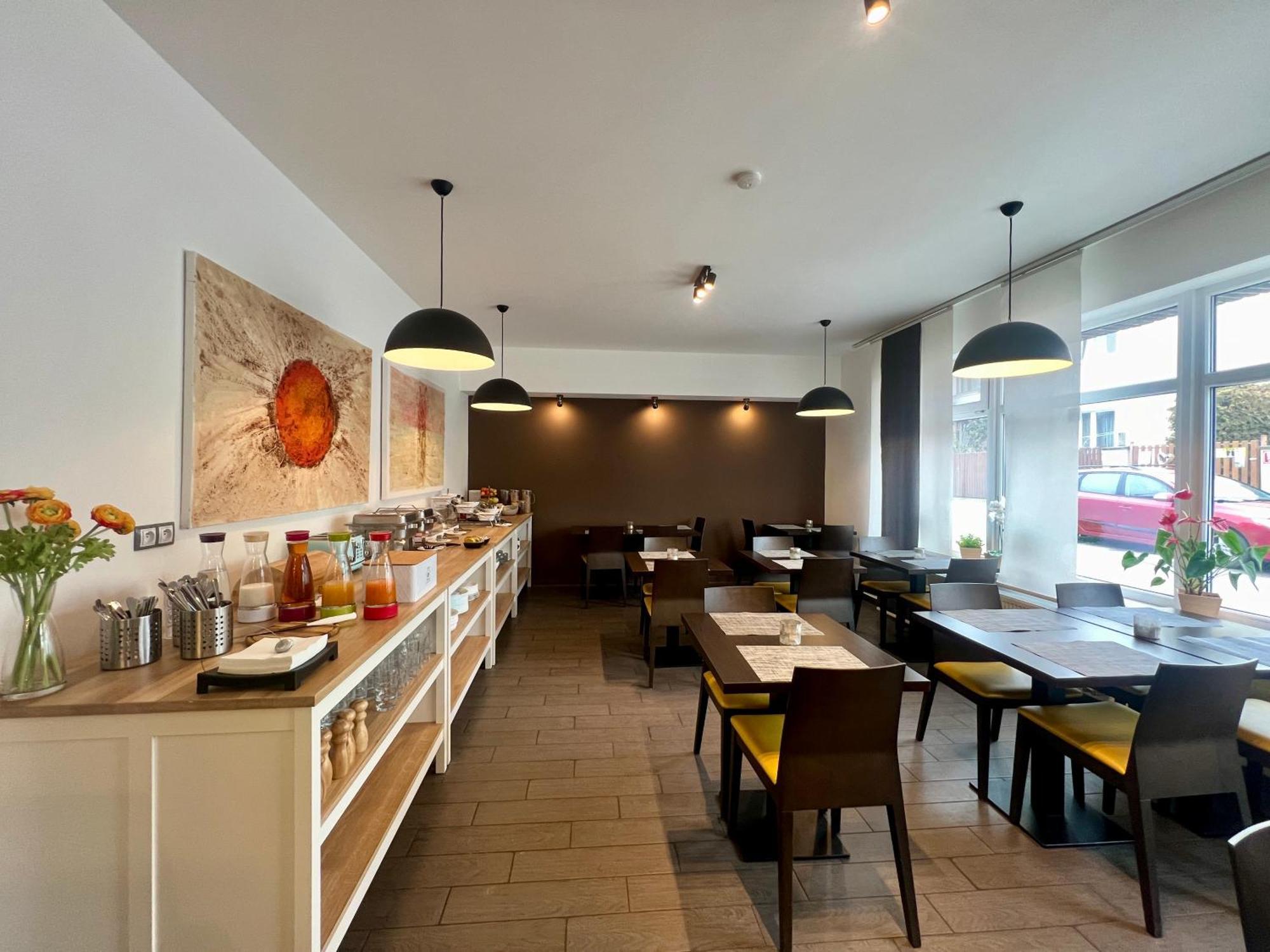 Shato Gesson Hotel
