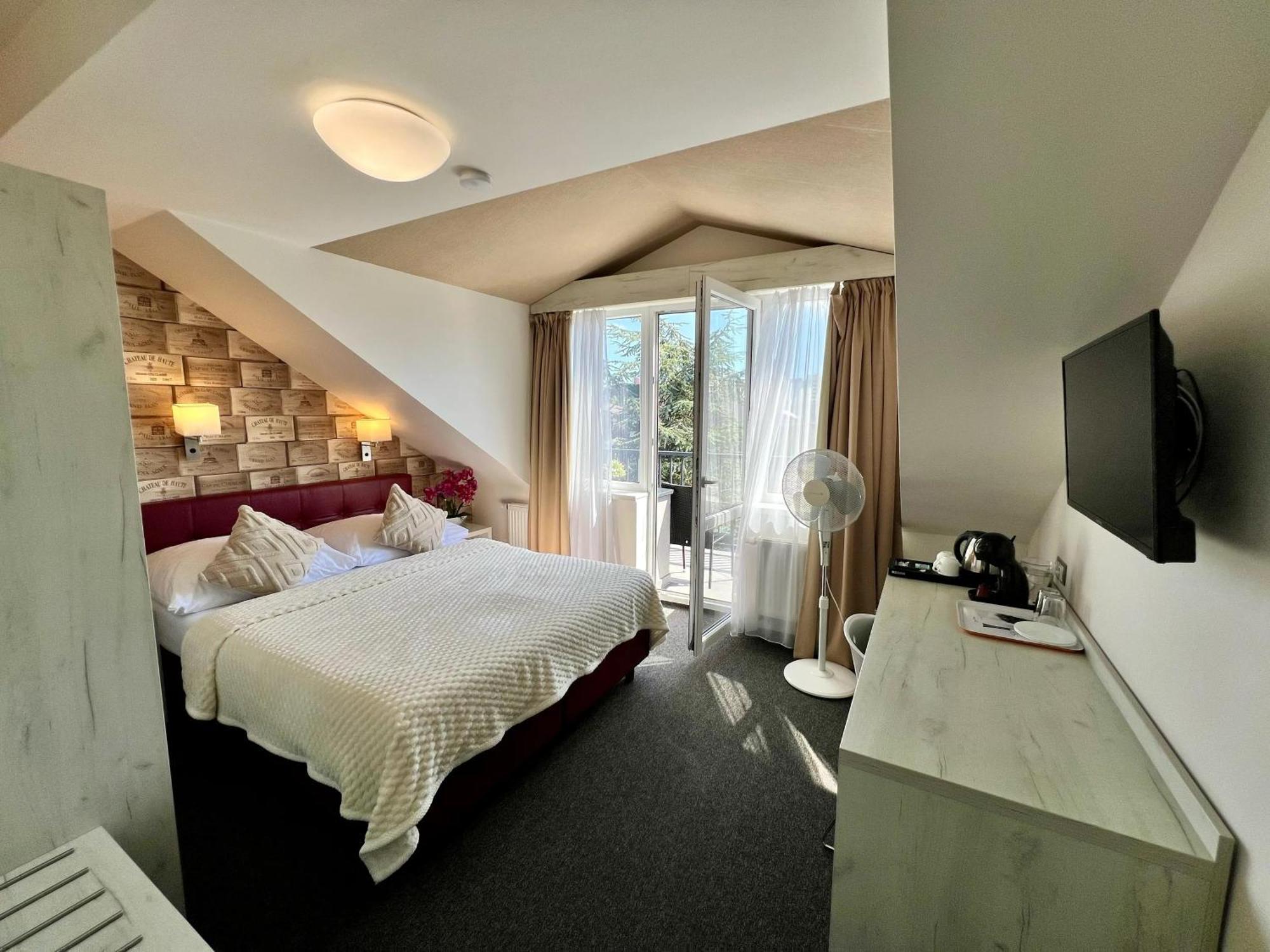 Shato Gesson Hotel 3*